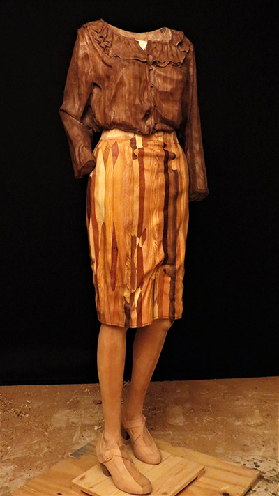 Skulptur aus Holz Penni Labskaus entsteht